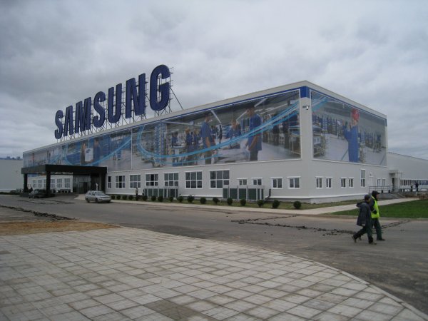 http://www.hifinews.ru/image/pics/samsung_russia_05.jpg