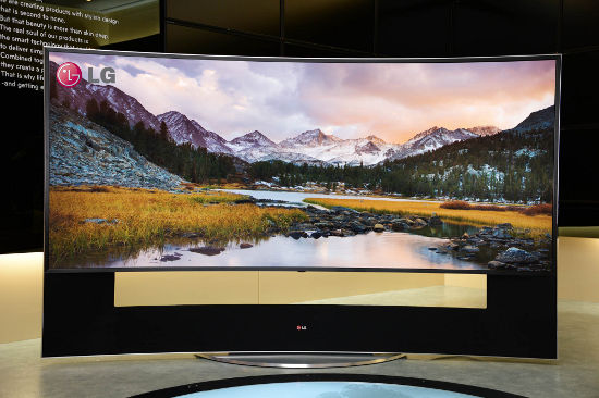 105-дюймовый телевизор Ultra HD с изогнутым экраном LG 105UC9