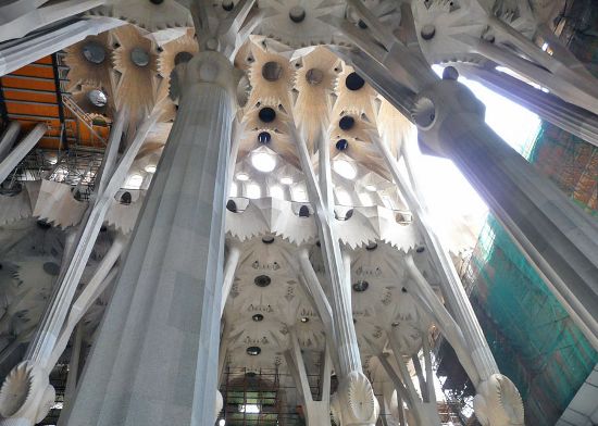 Собор La Sagrada Familia в Барселоне