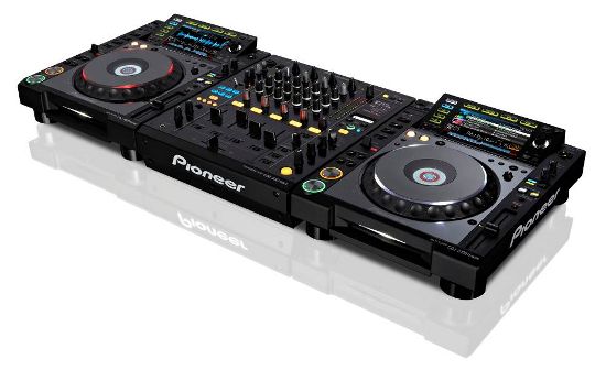 Pioneer CDJ-2000nexus