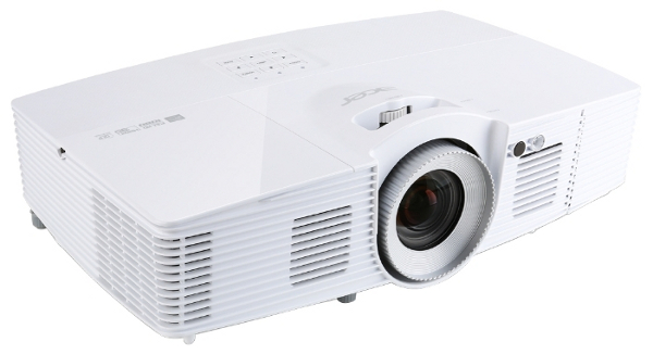 Acer представляет новый проектор для домашнего кинотеатра V7500