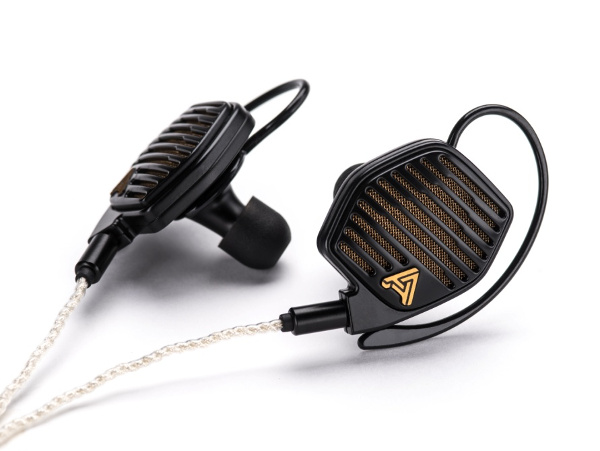  -  Audeze LCDi4