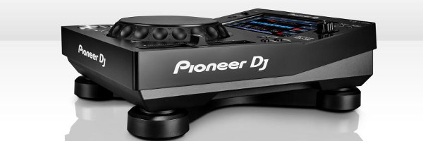 XDJ-700    