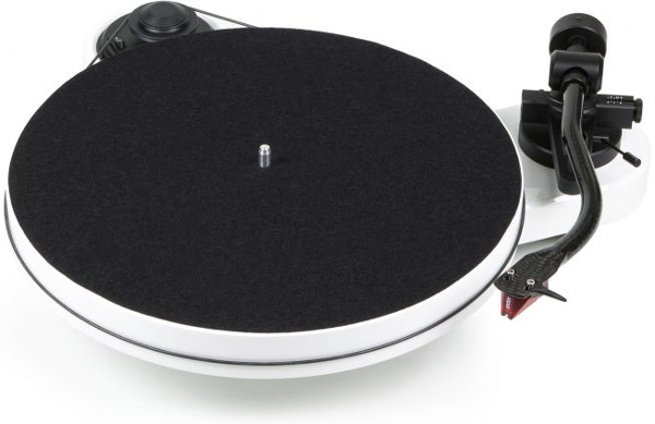 Проигрыватель винила  Pro-Ject RPM-1