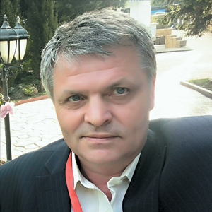 Виктор Леоничев