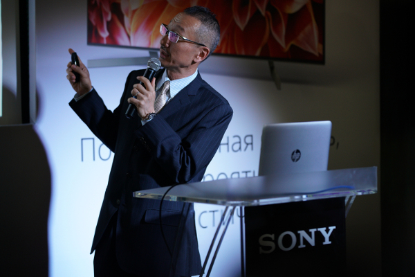 Генеральный директор компании Sony Electronics в России и странах СНГ, г-н Фуджита Такакийо