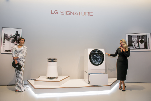 LG Electronics      LG SIGNATURE      -