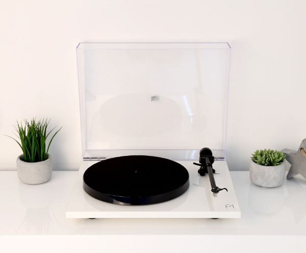    Rega Planar 1 Plus