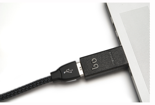 USB-фильтр подавляющий помехи AudioQuest JitterBug