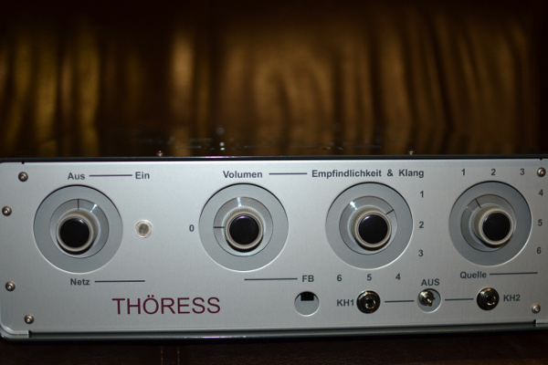   Thoress Dual Function Line & Head Control