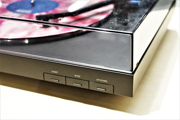 Компания Sony представила проигрыватель виниловых пластинок PS-LX310BT с поддержкой Bluetooth