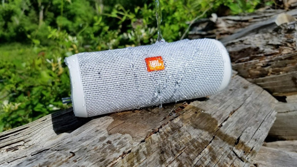 JBL Flip 4