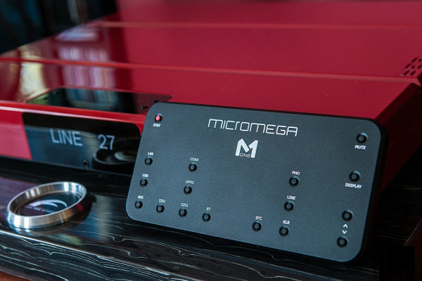   Micromega M150