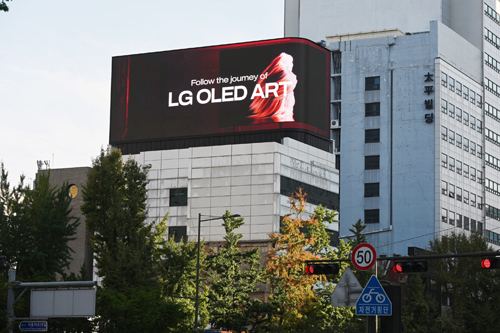 Мировое турне ‘OLED ART World Tour’ продолжается: LG OLED на Frieze Seoul