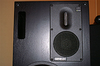  Genelec S30D  